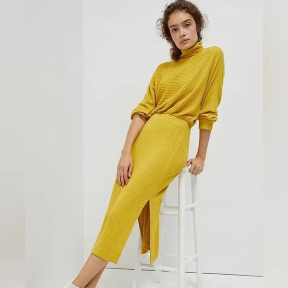 Anthropologie Saturday Sunday Mariah Ribbed Midi Knit Dress Yellow size Medium - Picture 1 of 10